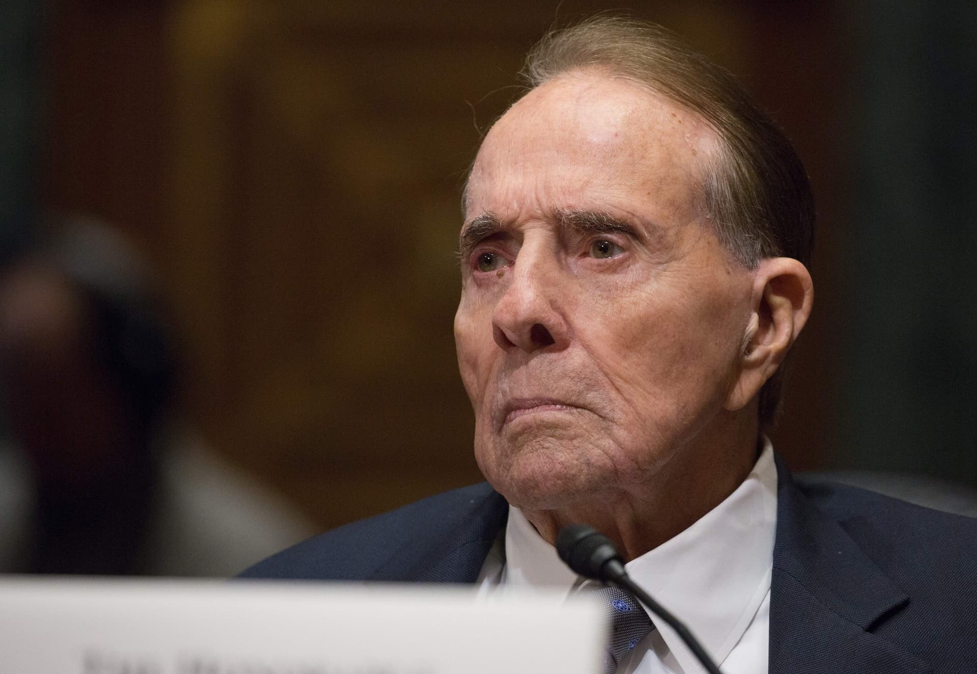 Bob Dole, GOP Icon and Former Republican Presidential Candidate, Dead at 98