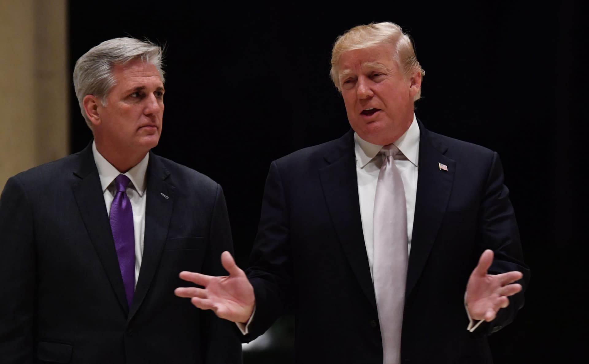 Trump Urges GOP to Back McCarthy and Avoid a âGiantâ and âEmbarrassing Defeatâ