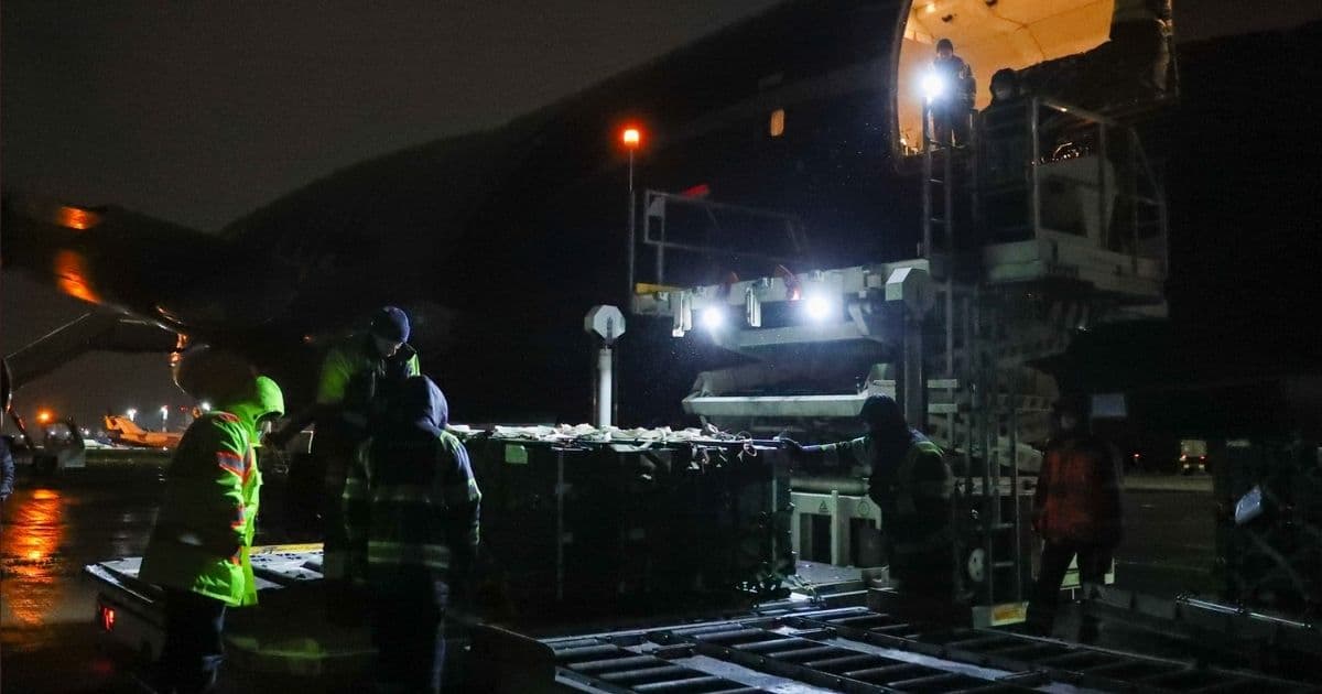 First US Shipment Arrives in Ukraine, 100 Tons of Lethal Military Aid Intended as Bulwark Against Russia