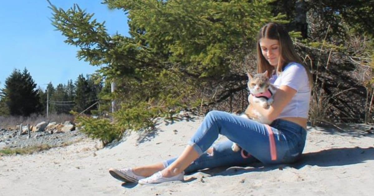 Woman Begins New Nonprofit to Aid Pets Whose Owners Are Near the End of Life