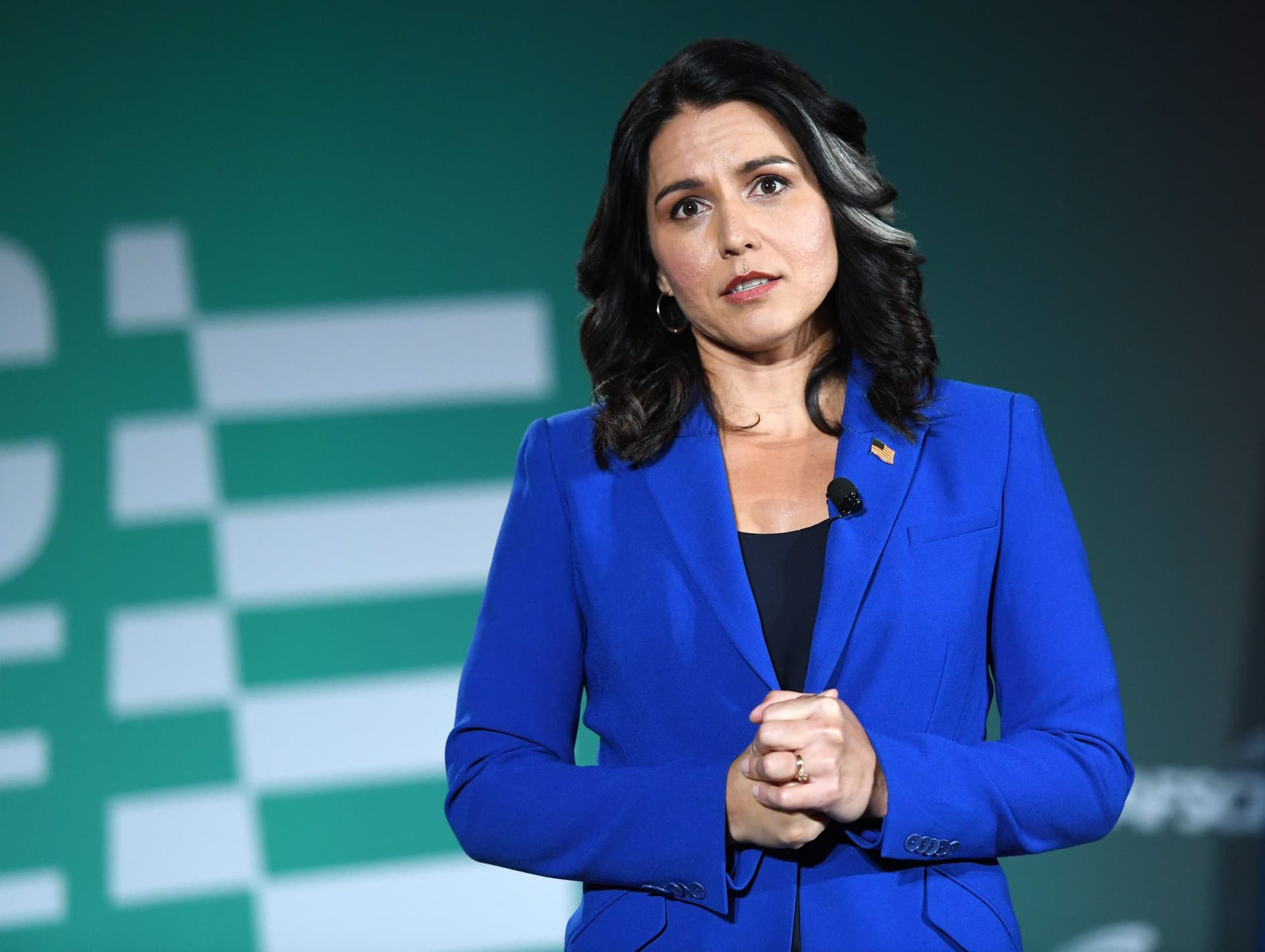 Tulsi Gabbard Ruins Clinton in Fiery 60-Second Video, Says What Must Happen Now That Truth Is Out