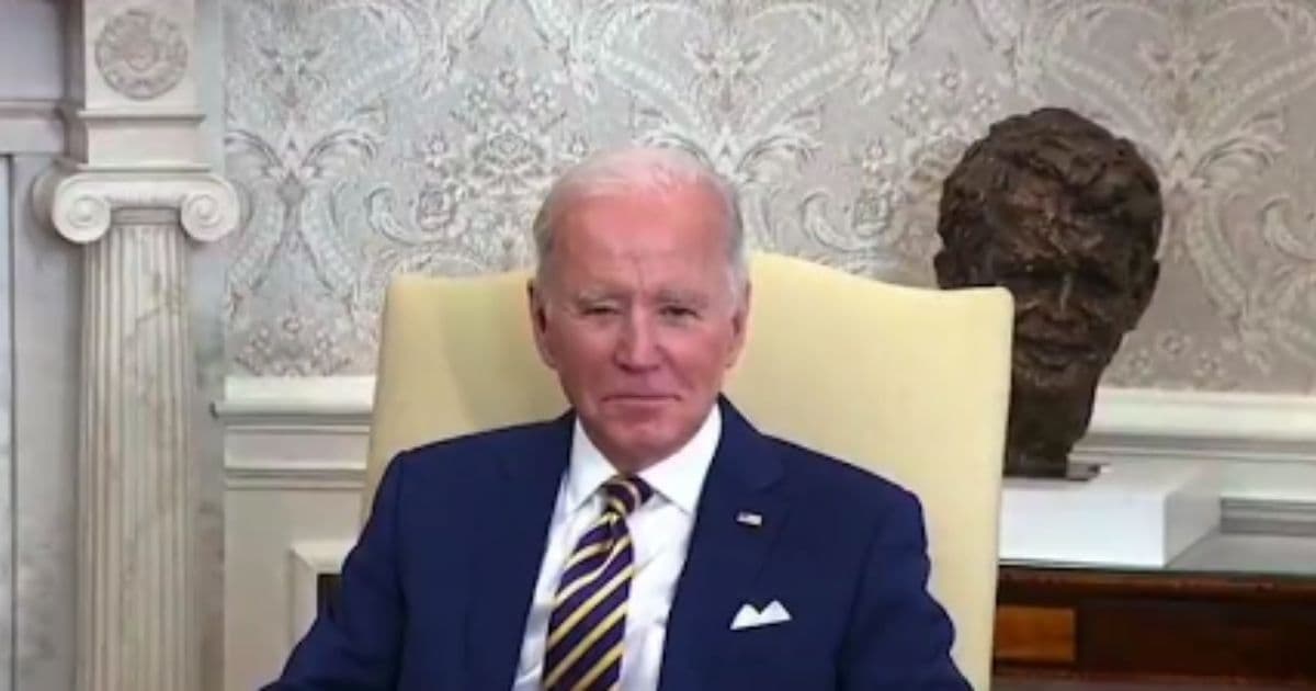Look at the Bad Look on Bidenâs Face When WH Staffers Rush Reporters Out of the Room When Questions Start