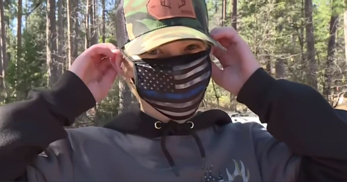 Teacher Caught Berating Cop's Son Over 'Thin Blue Line' Mask: 'The New Confederacy Flag'