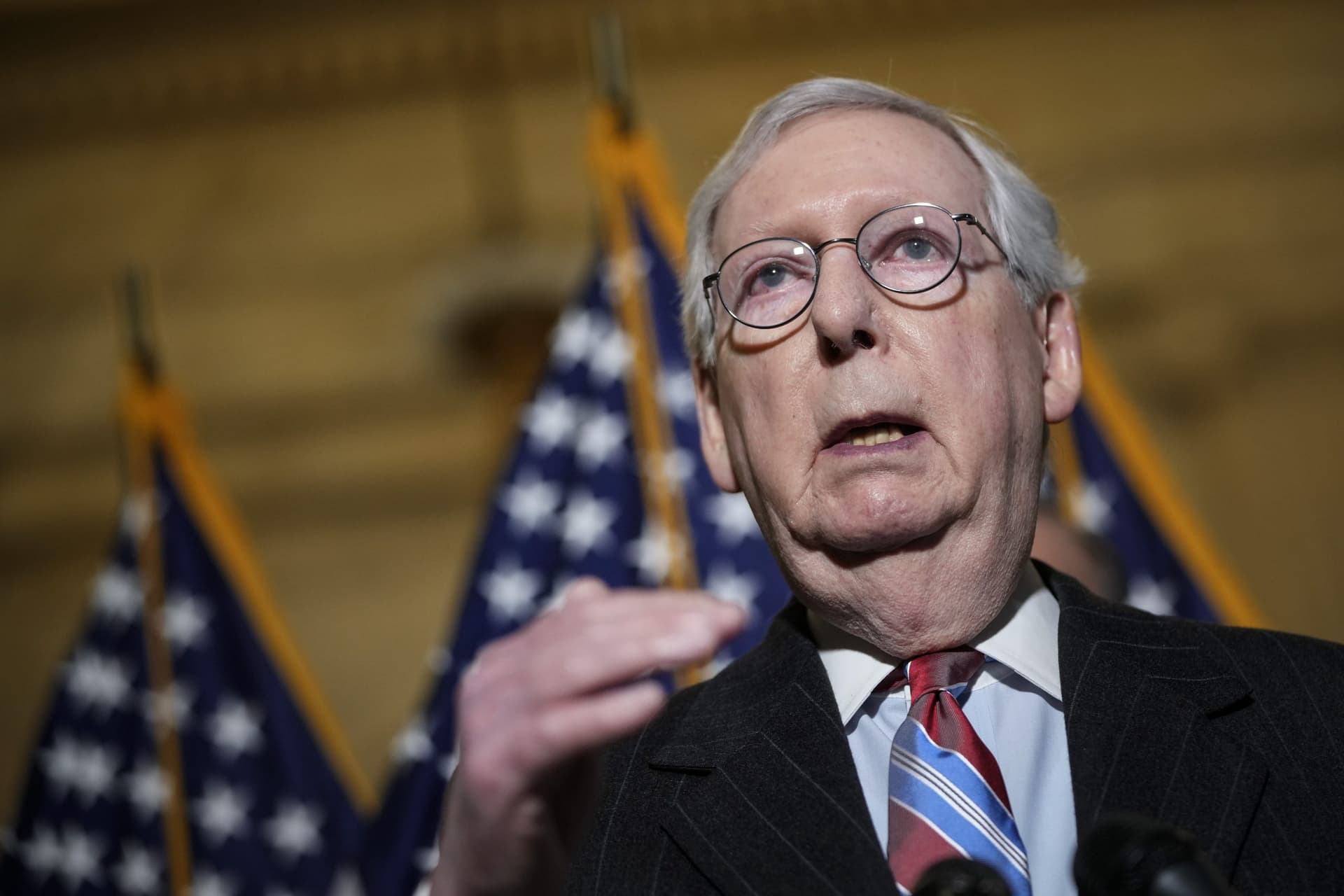 Mitch McConnell Gets Cold Welcome in Home State As His Speech Is Drowned Out With Chants of ‘Retire’