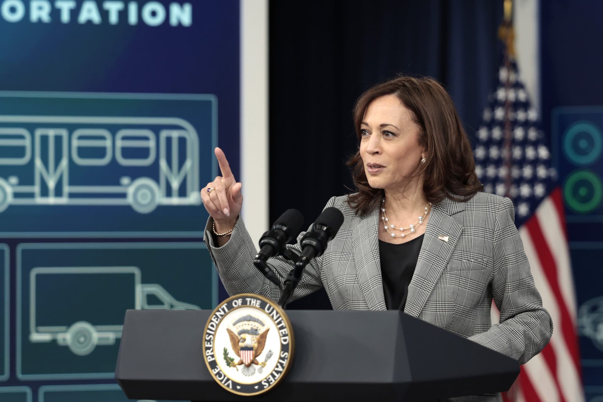 Kamala Harris Knocked for ‘Communication Behaviors’ After Awkward Response to Ukraine Question
