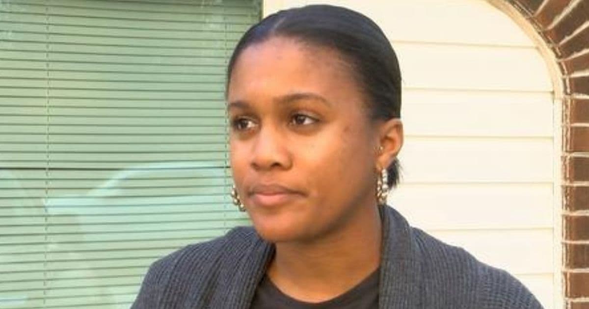 Toddlers Escape from Day Care, Wander Along Roadside: Driver Hits Brakes and Jumps Out to Save Them