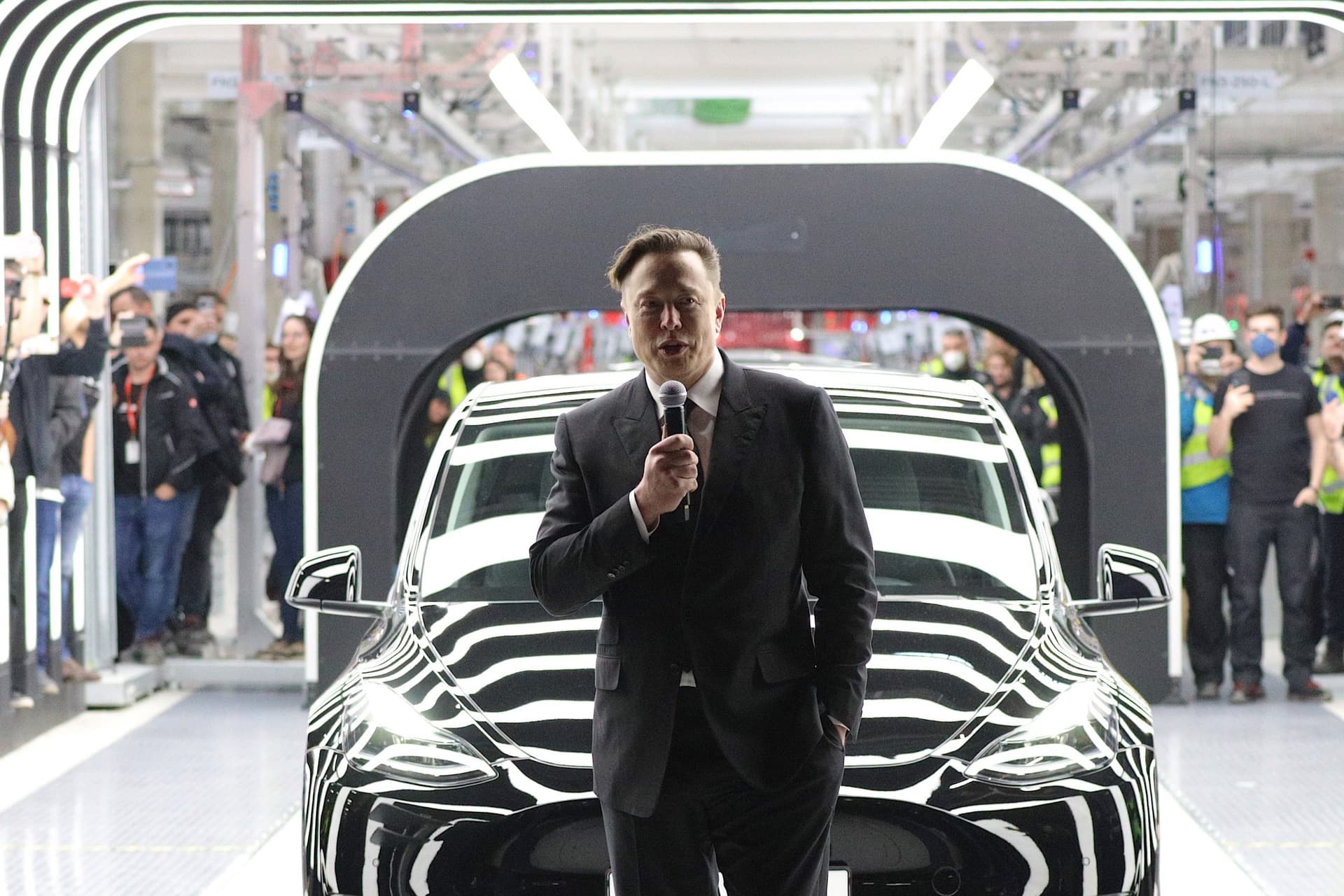 The Biden Administration Has Quietly Been Asking Elon Musk’s Tesla for Advice: Report