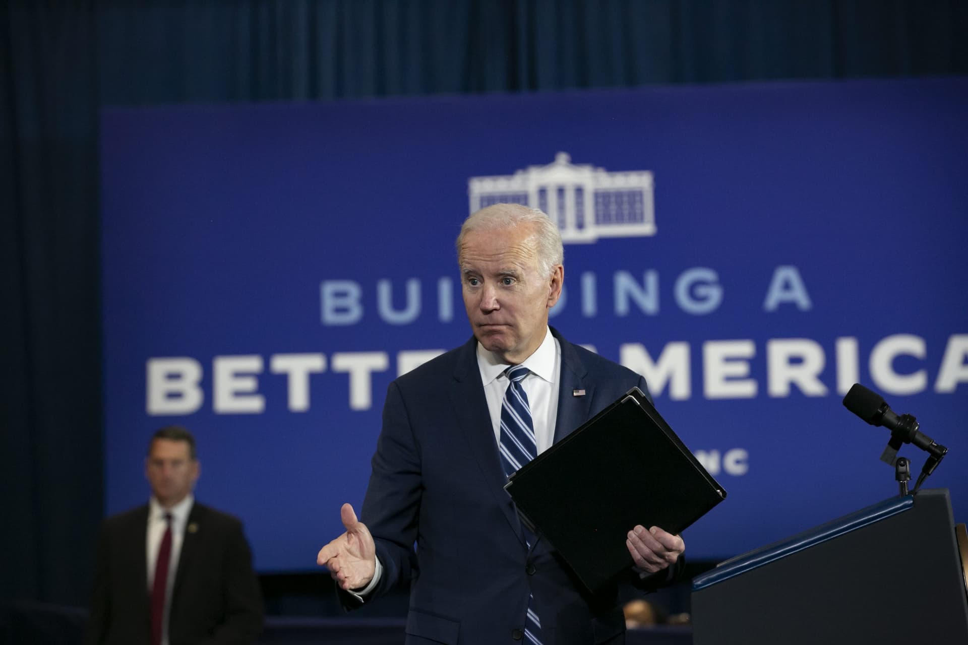 Report Reveals 1 Reason Biden Uses a Fake White House Set