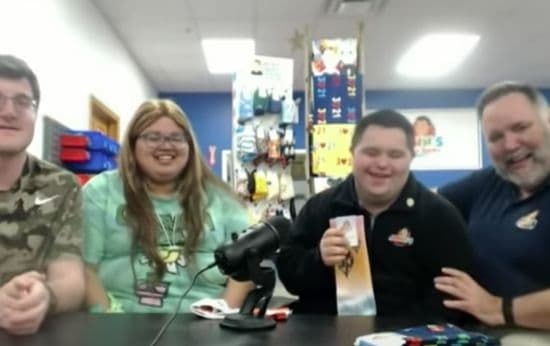 Business Owner Runs Company With Employees of Different Abilities Fueled by Spreading Happiness