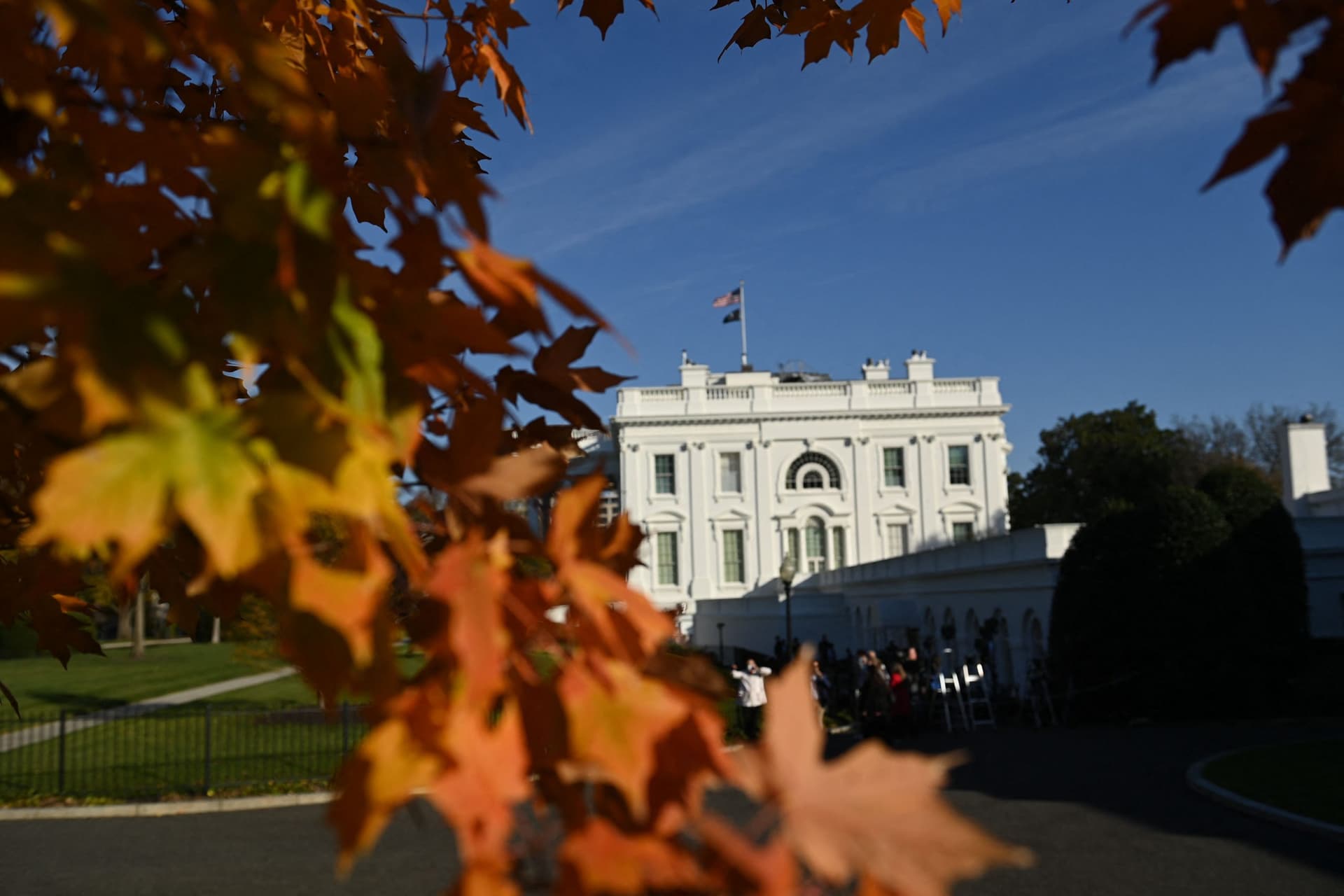 White House Pushes Back Against Report Suggesting an âExodus of Black Staffersâ