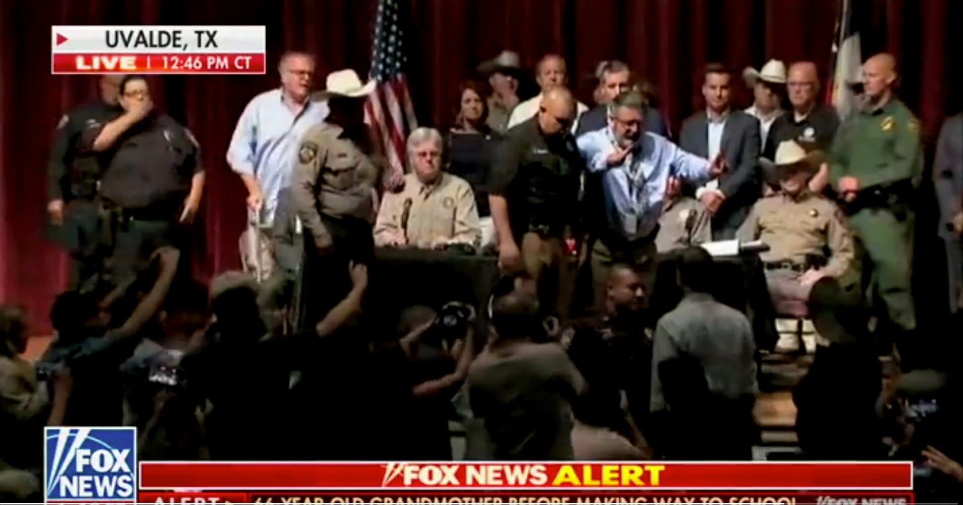 Watch: Beto O’Rourke Kicked Out of Abbott’s Press Conference on Uvalde Shooting: ‘Sick Son of a B****’
