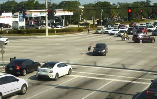 Video: âGood Samaritansâ Step In to Stop Car Crossing Intersection After Driver Suffers âMedical Episodeâ