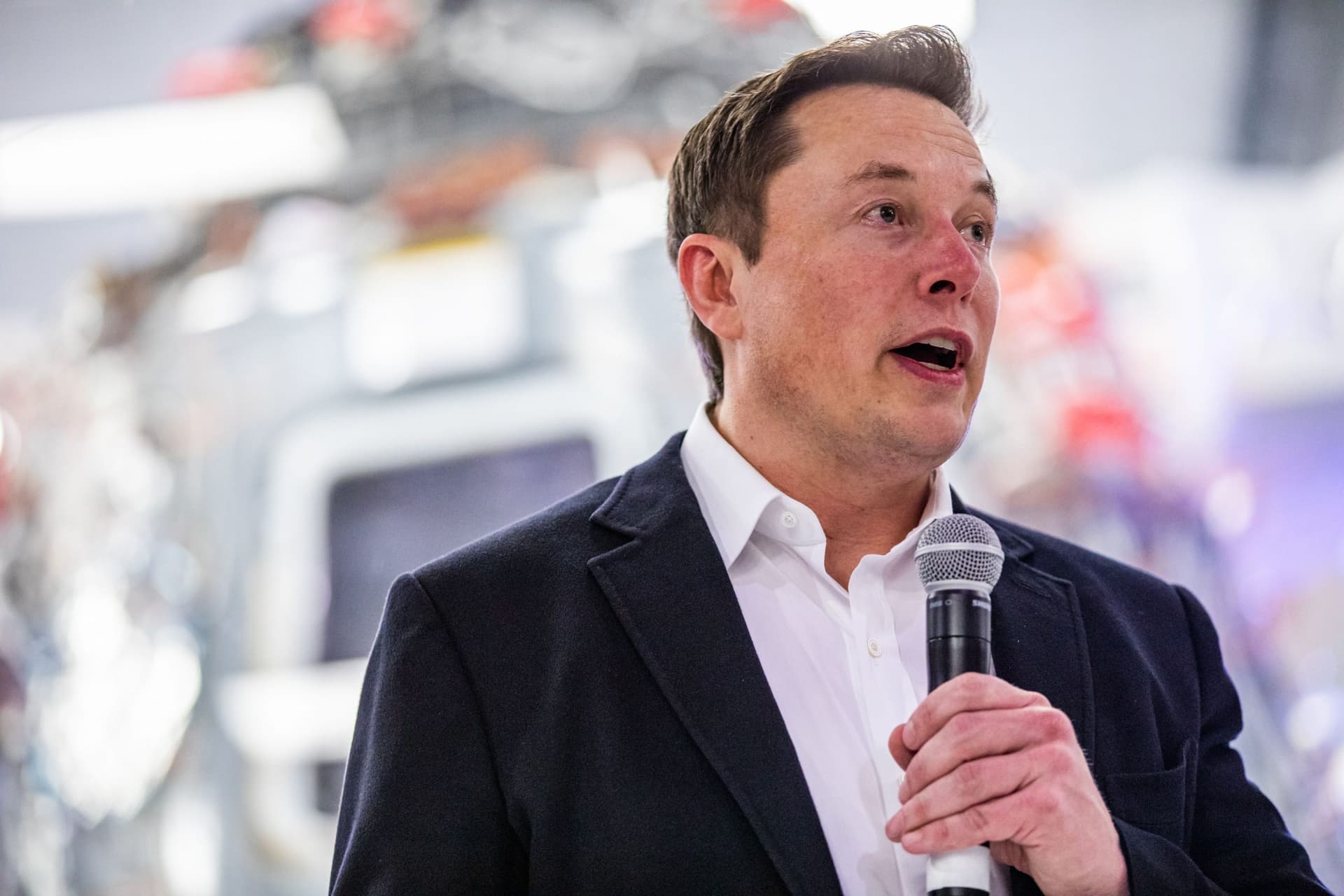 Musk Urges Parents to Watch ‘What Is a Woman?’ After Twitter Limited Its Visibility