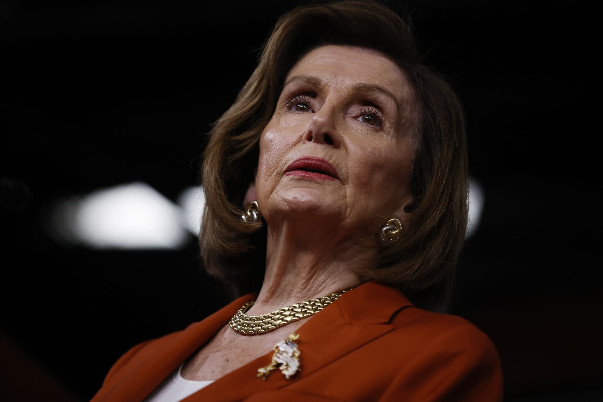 Pelosiâs Chief of Staff Criticizes News Outlets Over Coverage of Video With Congresswomanâs Daughter