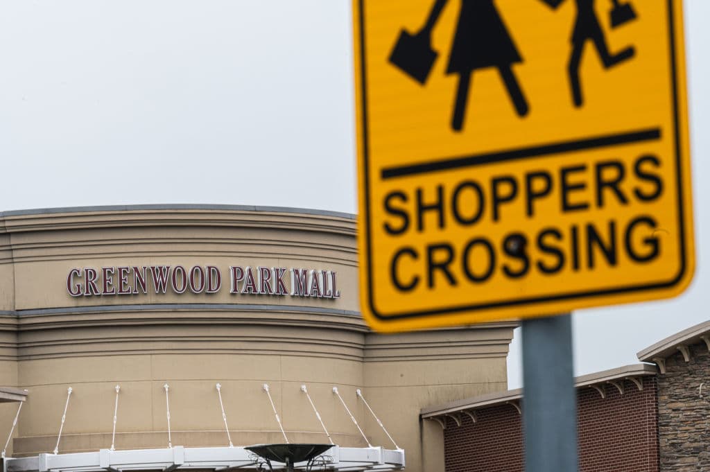 Details Revealed of âGood Samaritanâ Who Shot Gunman at Indiana Mall