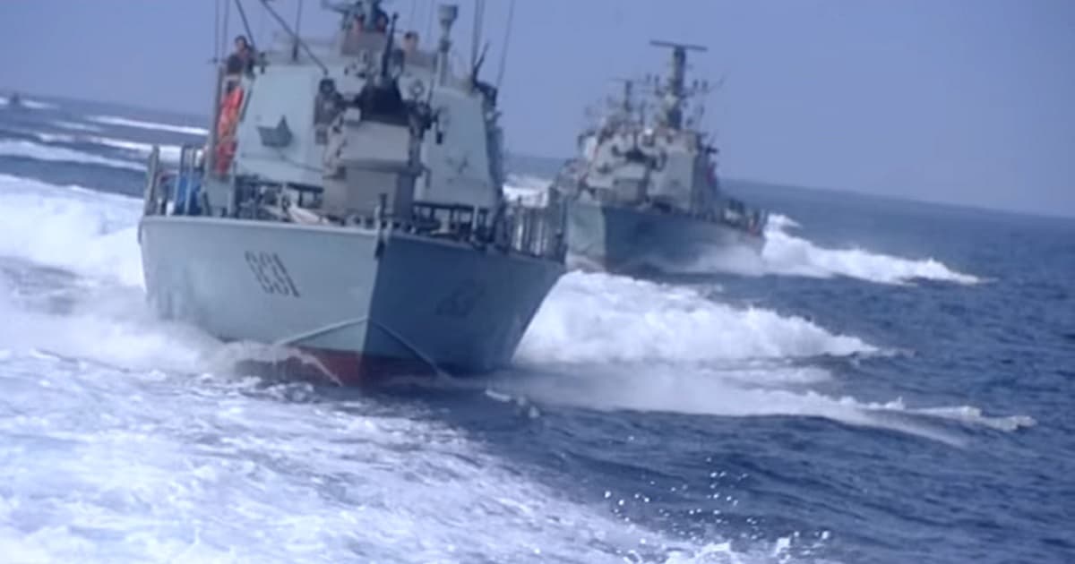 Alleged Palestinian Terror Smugglers End up Swimming for Their Lives After Ignoring Israeli Navy