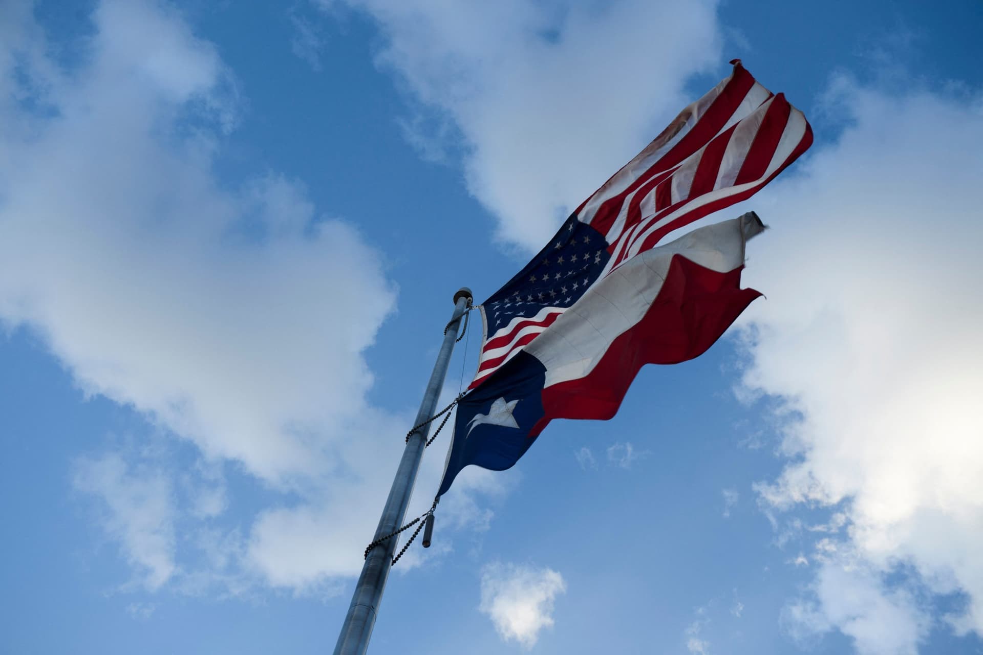 Texas Border Democrat Has Had Enough, Ditches Party and Switches to GOP in Epic Move