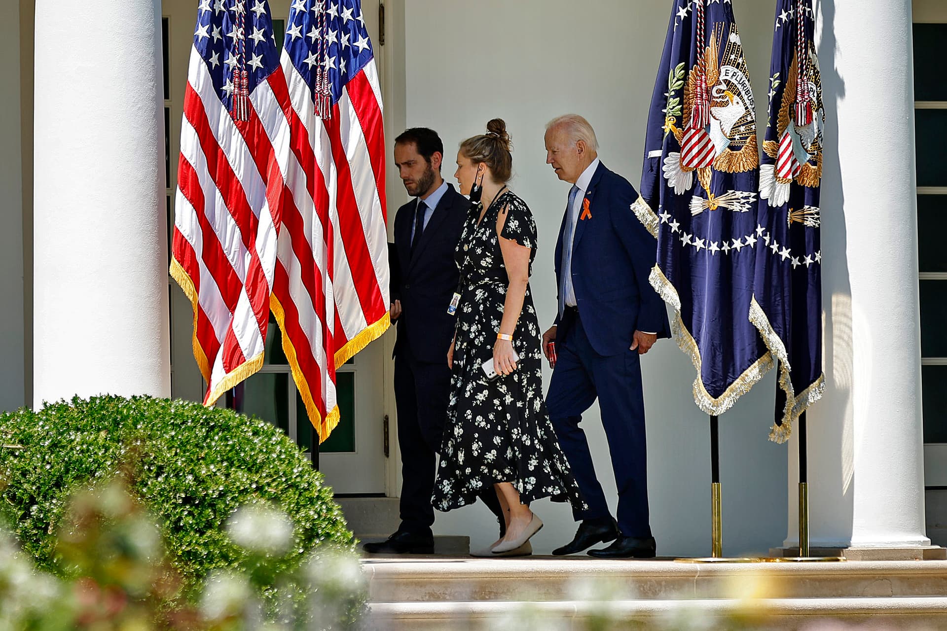 Bidenās Personal Aide Set to Leave the White House