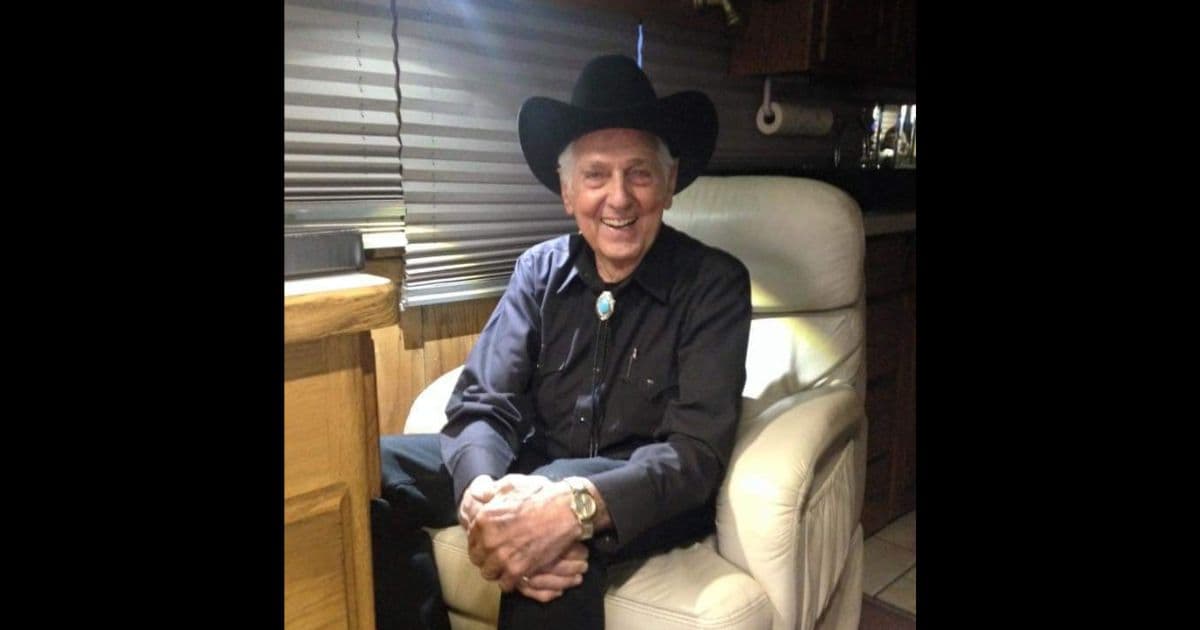 Beloved Musician and His Wife Found Dead on Dirt Road, Mysterious Circumstances Point to One Thing