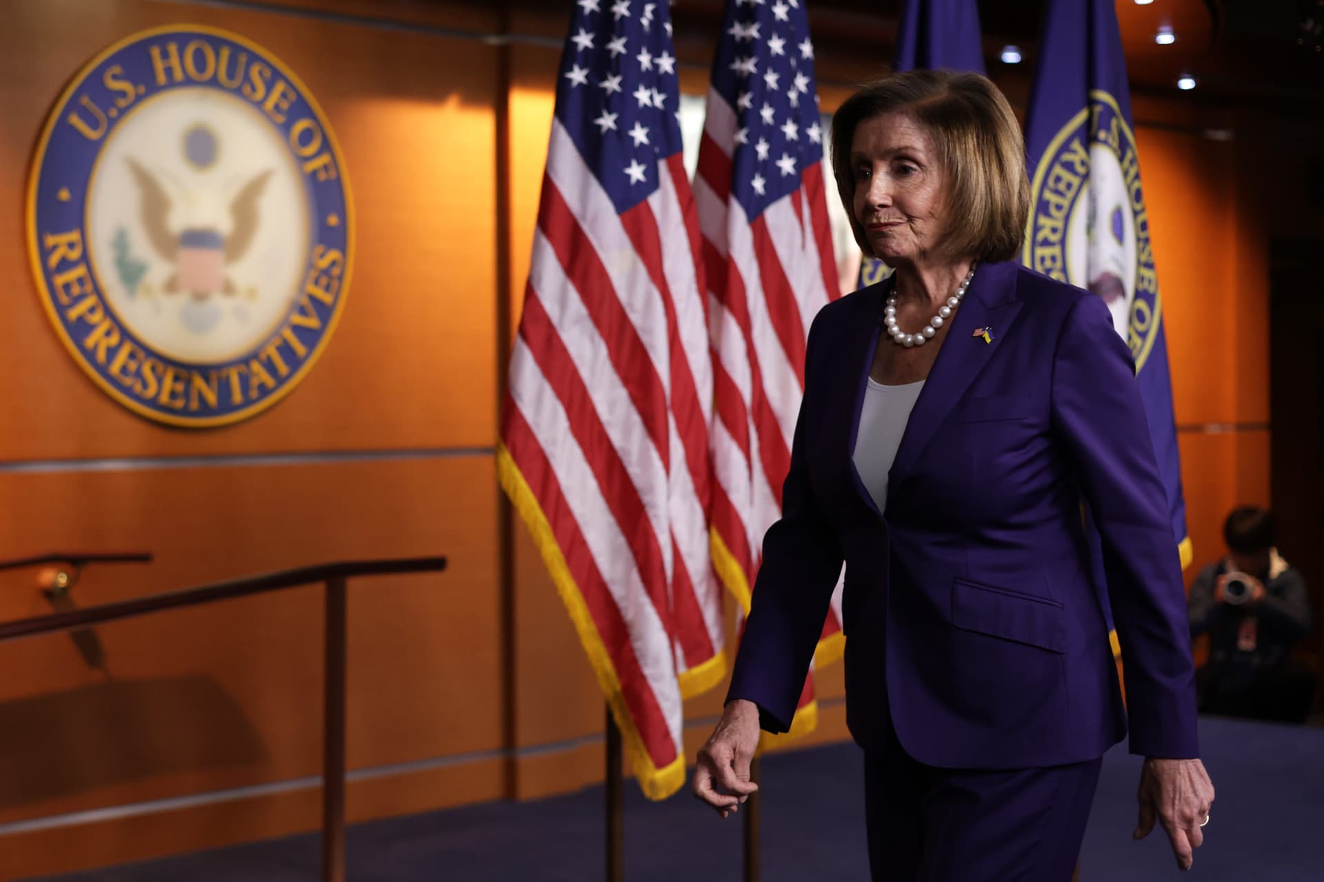 Pelosi Slammed for āFailure of House Leadership,ā Sparks Call for New Leaders