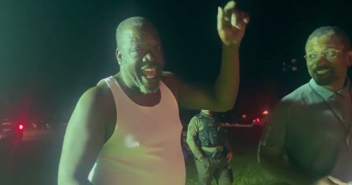 Watch: Florida Man Goes Viral for Colorful Endorsement of Ron DeSantis – 'And I'm a Democrat'