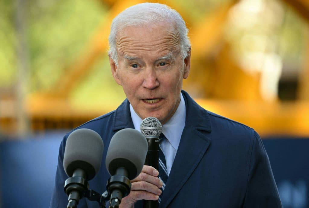 Report: Former White House Doctor Calls Bidenās Situation āAssisted Livingā