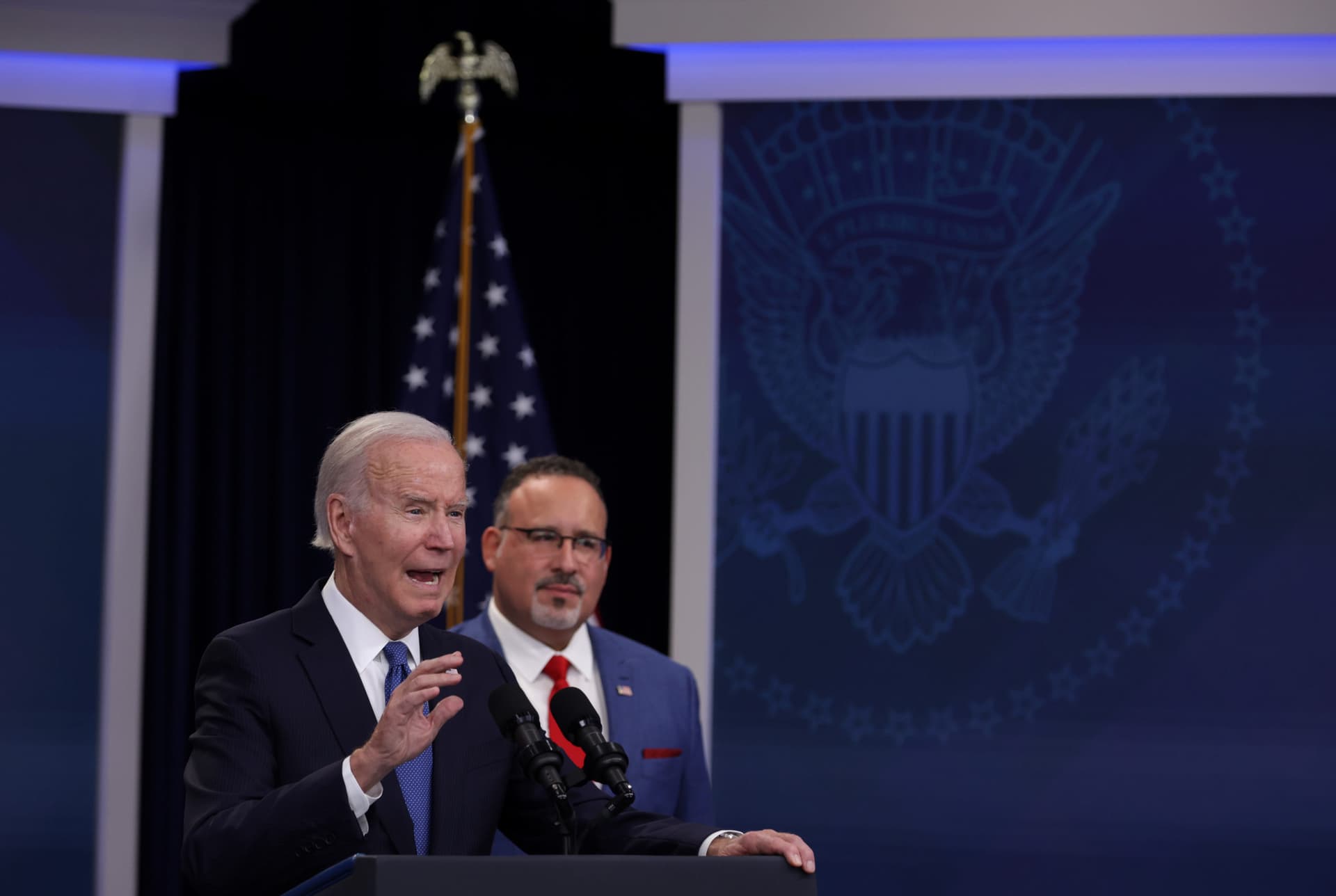 Biden Scorched for ‘False’ Claim About Gas Prices: ‘You Are Clearly Out of Touch’