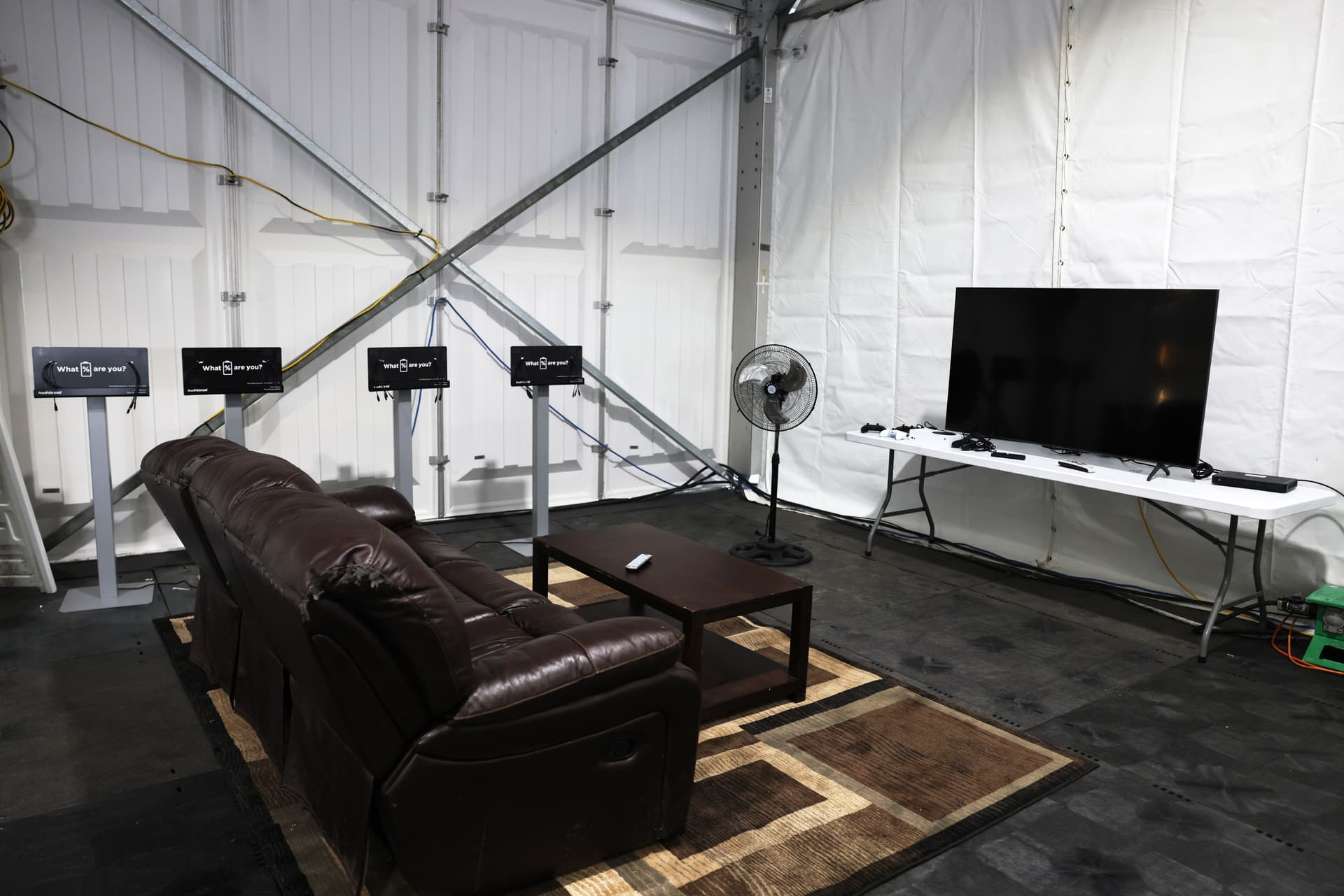 Migrant Shelter in New York City Features Xboxes, TVs: Report