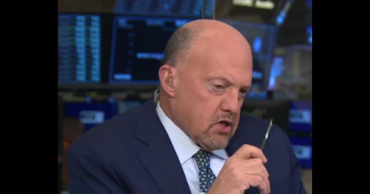 CNBC Host Chokes Up After Meta Stock Takes Dive off Cliff: âI Did a Bad Jobâ