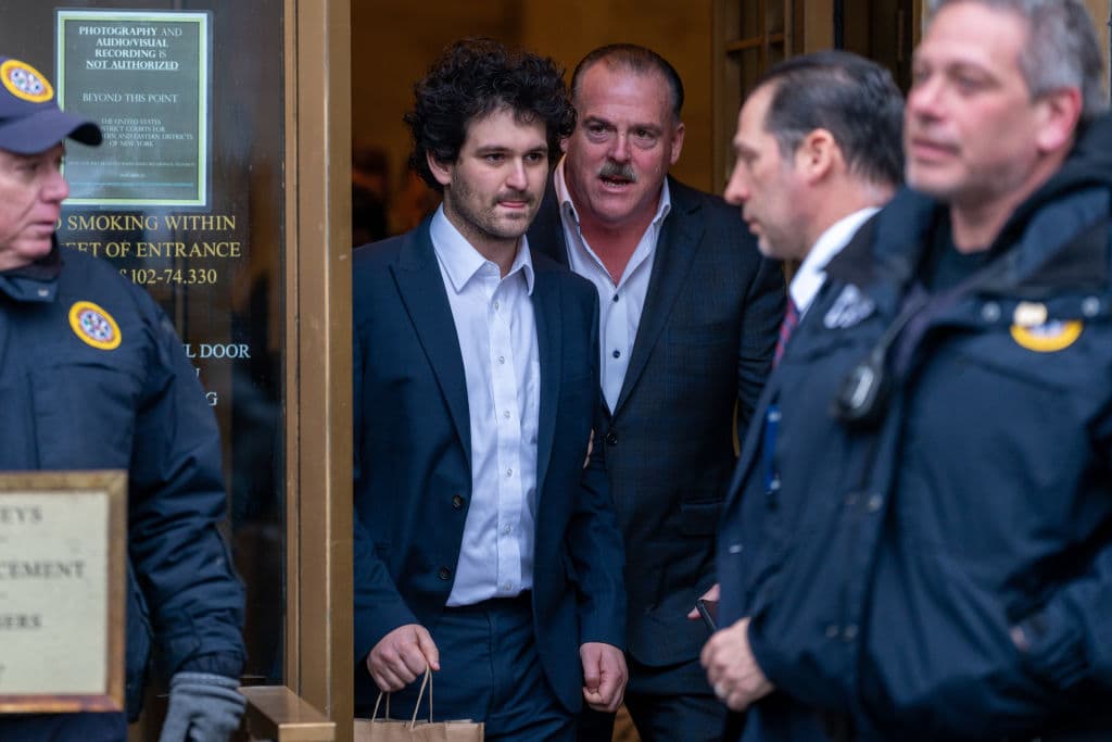 Is It All Over? Sam Bankman-Fried in FBI Custody, Biggest Name Yet Turns on Him