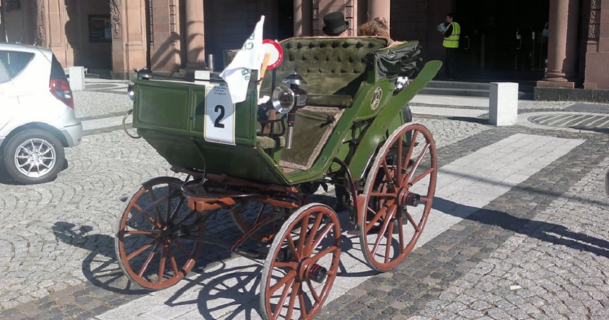 EVs Were More Popular Than Gas Cars a Century Ago, But They Couldn’t Avoid This Big Problem
