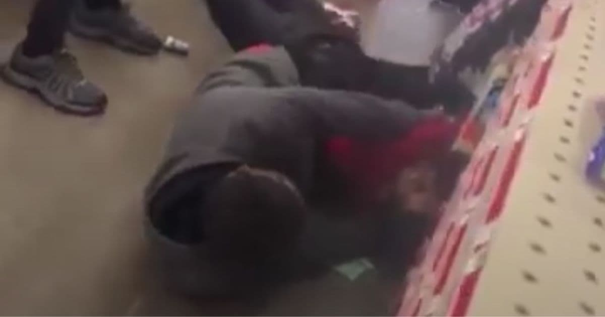 Watch: Shoplifter Eyes Dollar Store as Target, Quickly Realizes He Robbed Wrong Place When Employee Jumps in