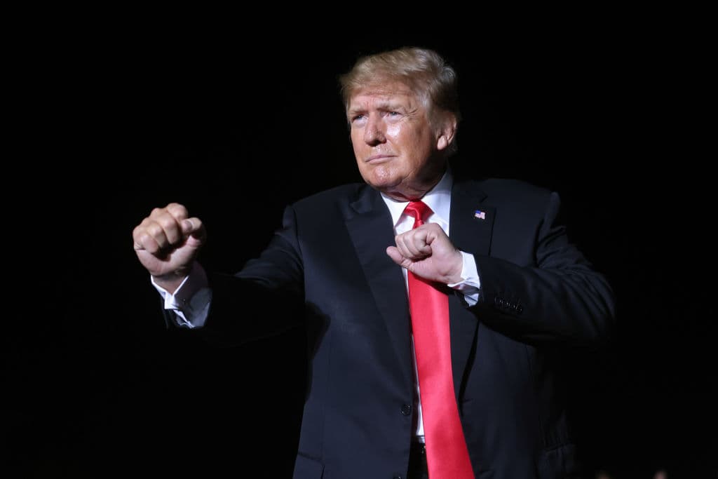 Trump May Pick Strategic Day to Surrender, and Someone Will Be Waiting on Courthouse Steps for Him: Ex-Adviser