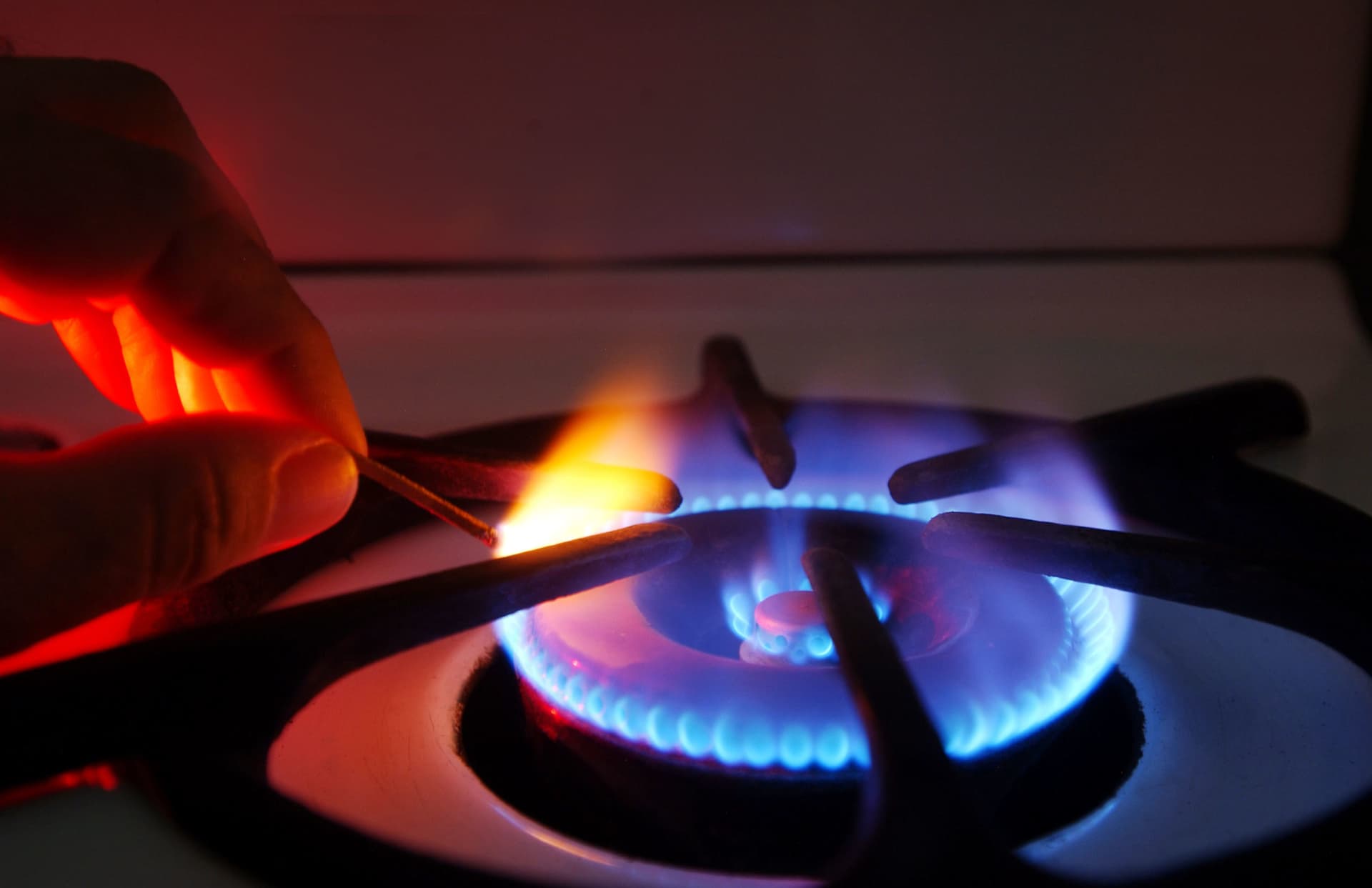 Ban on Gas Stoves Under Consideration by the Biden Admin Over Health Concerns: Report