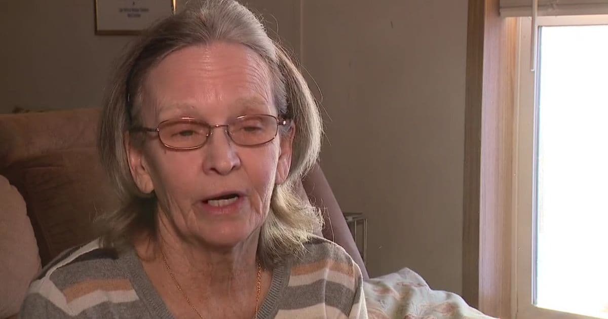 Woman Finds Bag of Nearly $15,000 While Walking to Work and She Turns It In â Then Something Incredible Happens