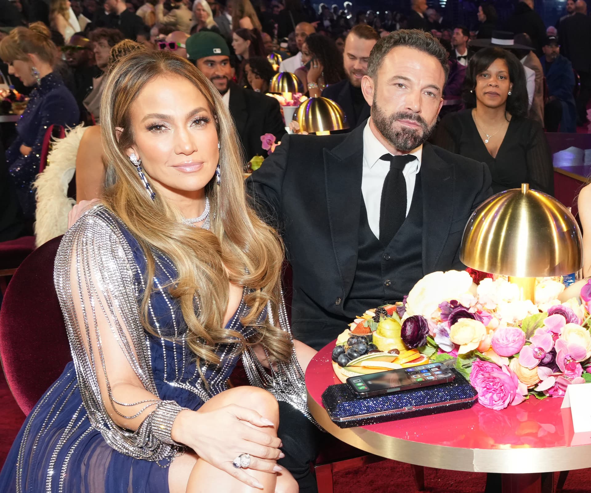Ben Affleckās āMiserableā Expression at the Grammys Goes Viral on Social Media