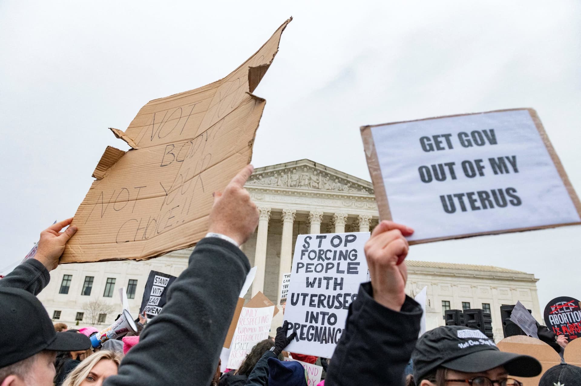 Supreme Court Justice Writes Solo Dissent in Abortion Case