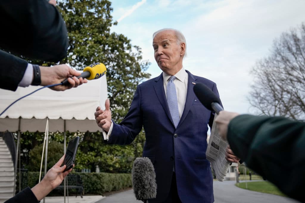 WaPo Admits Biden âOverreachedâ With Student Loan Plan, but Urges SCOTUS to Let It Stand