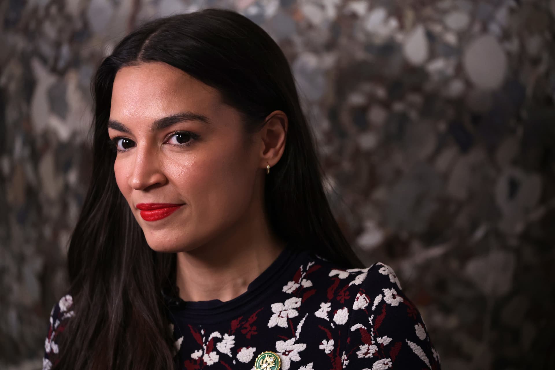 ‘Shark Tank’ Star Takes Shot at AOC: ‘Great at Killing Jobs’