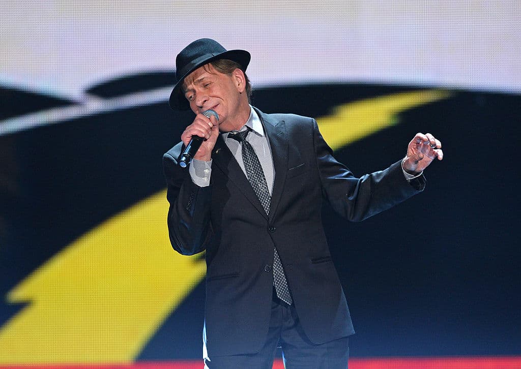 Singer Bobby Caldwell, Known for His Hit âWhat You Wonât Do for Love,â Dies at 71