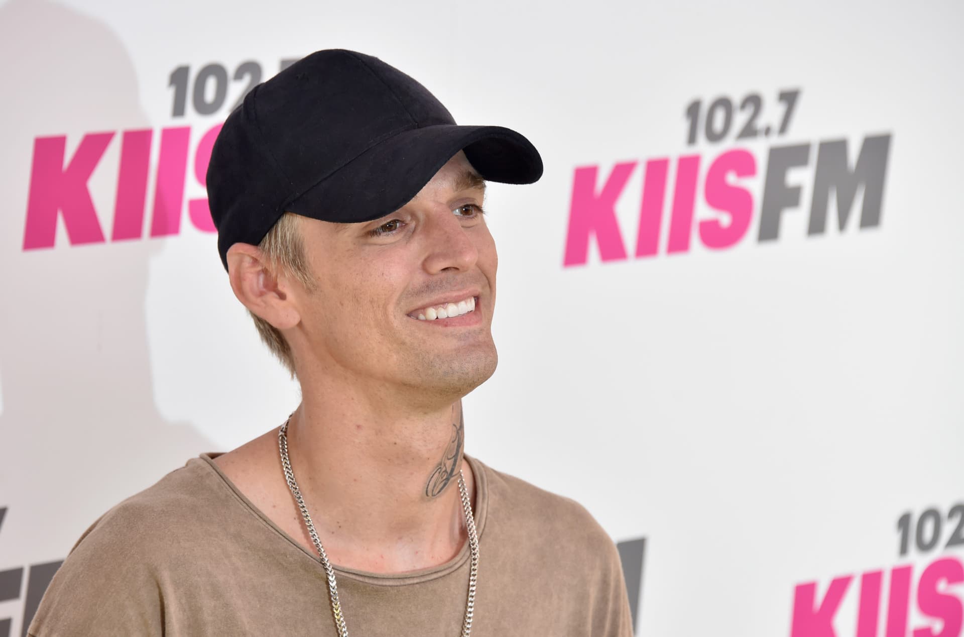 Singerâs Mom Shares Photos of the Scene of His Death: âWe Want Answersâ