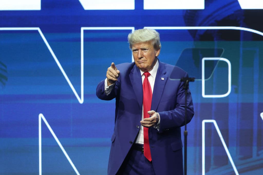 Trump Announces New Round of Digital Trading Cards After âGreat Successâ of the First Batch