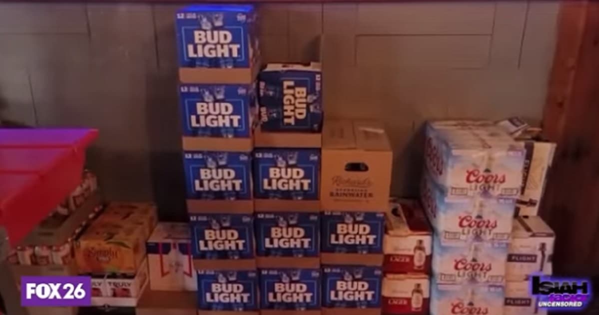 Bar Owner Has Devastating News for Bud Light: âWe Pretty Much Canât Even Give It Awayâ