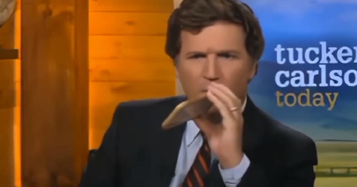 Video of Tucker Carlson Behind-the-Scenes Totally Backfires on Those Who Leaked It: âHeâs Rightâ