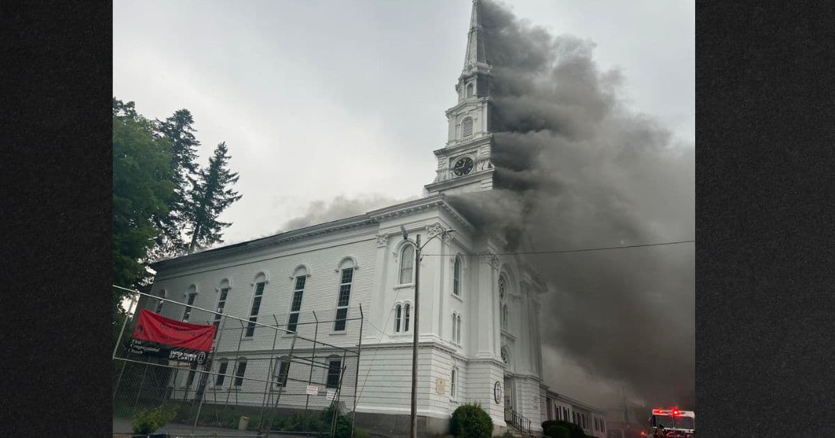 Fire Destroys Historic US Church – When Smoke Clears, a Sign of Hope Is Seen