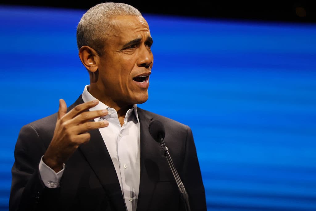 Obama Faces Criticism After Writing Letter Saying âBanned Booksâ Have âShapedâ His Life