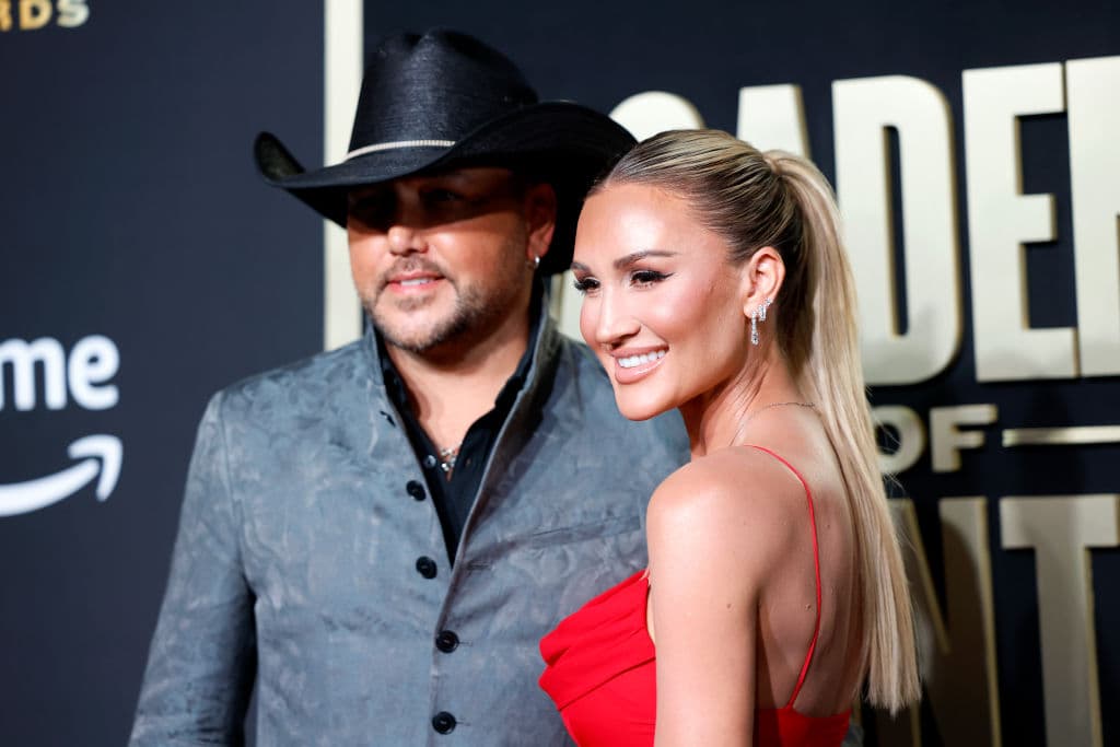 Jason Aldeanâs Song Skyrockets After CMT Pulls the Video Amid Controversy
