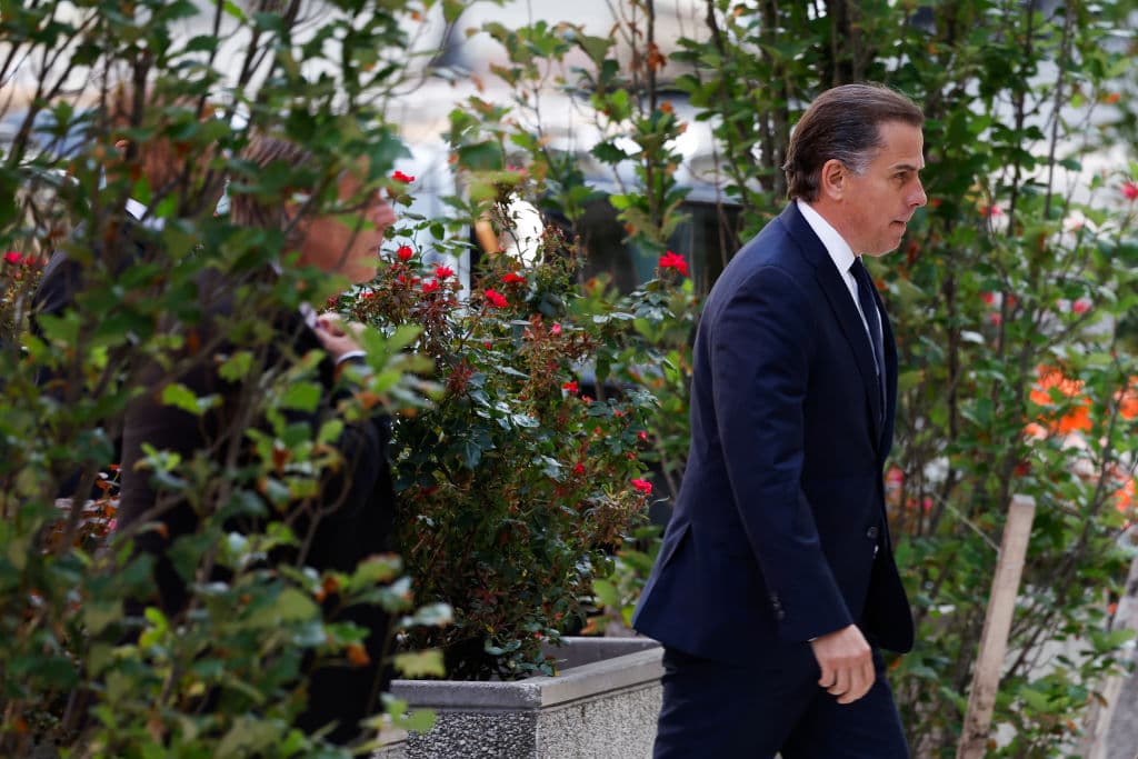 Hunter Bidenâs Legal Team Reportedly Not Doing Well After Embarrassing Plea Implosion: âAngry,â âDejected,â âFumingâ