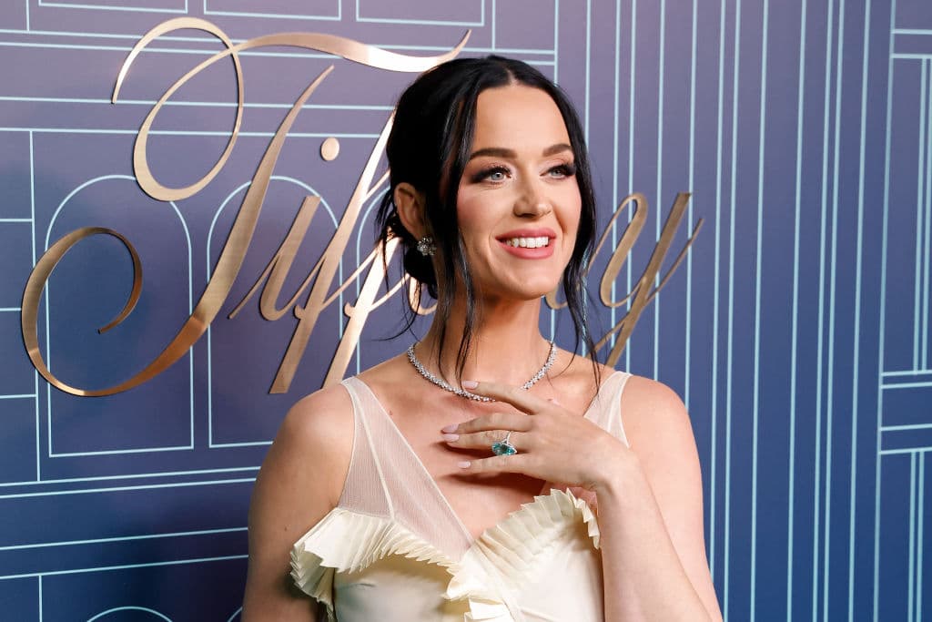 Katy Perry’s Former Back Up Singer Leaves Career For God