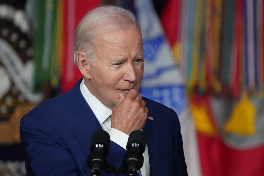 Over 200 Dems Side with GOP Against Bidenâs Crackdown on Hunting and Archery